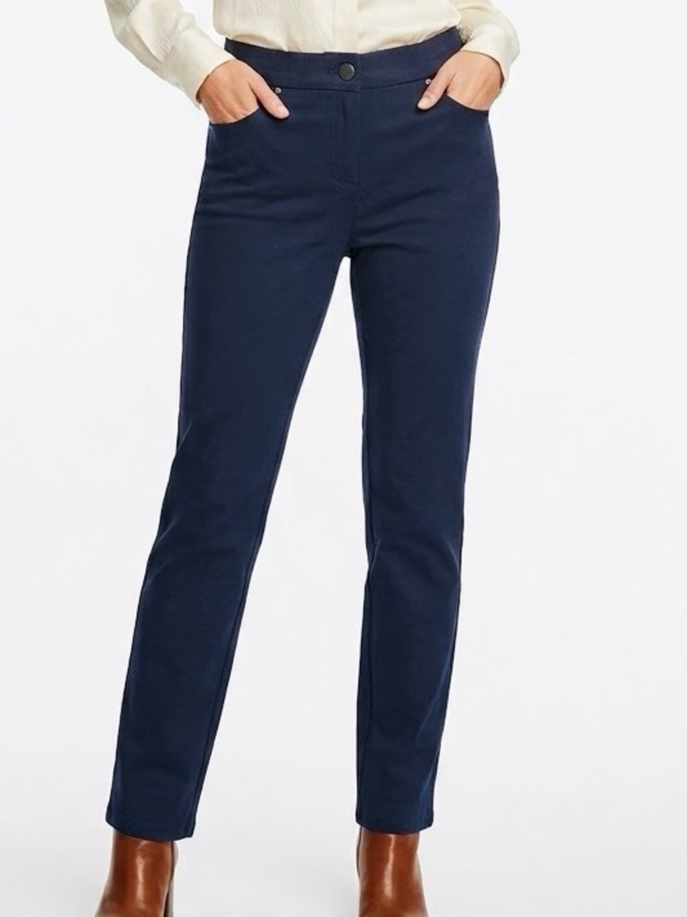 CHICO’S Stretchy Navy Blue Straight Leg Pants Knit Jeans — LHP 101